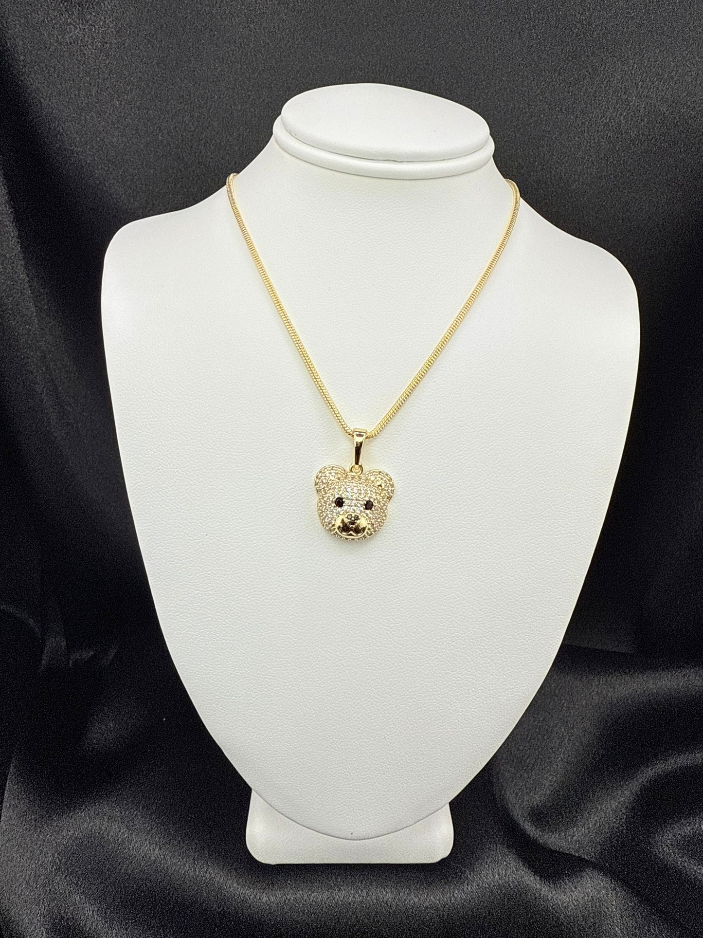 Bear pendant with round snake chain
