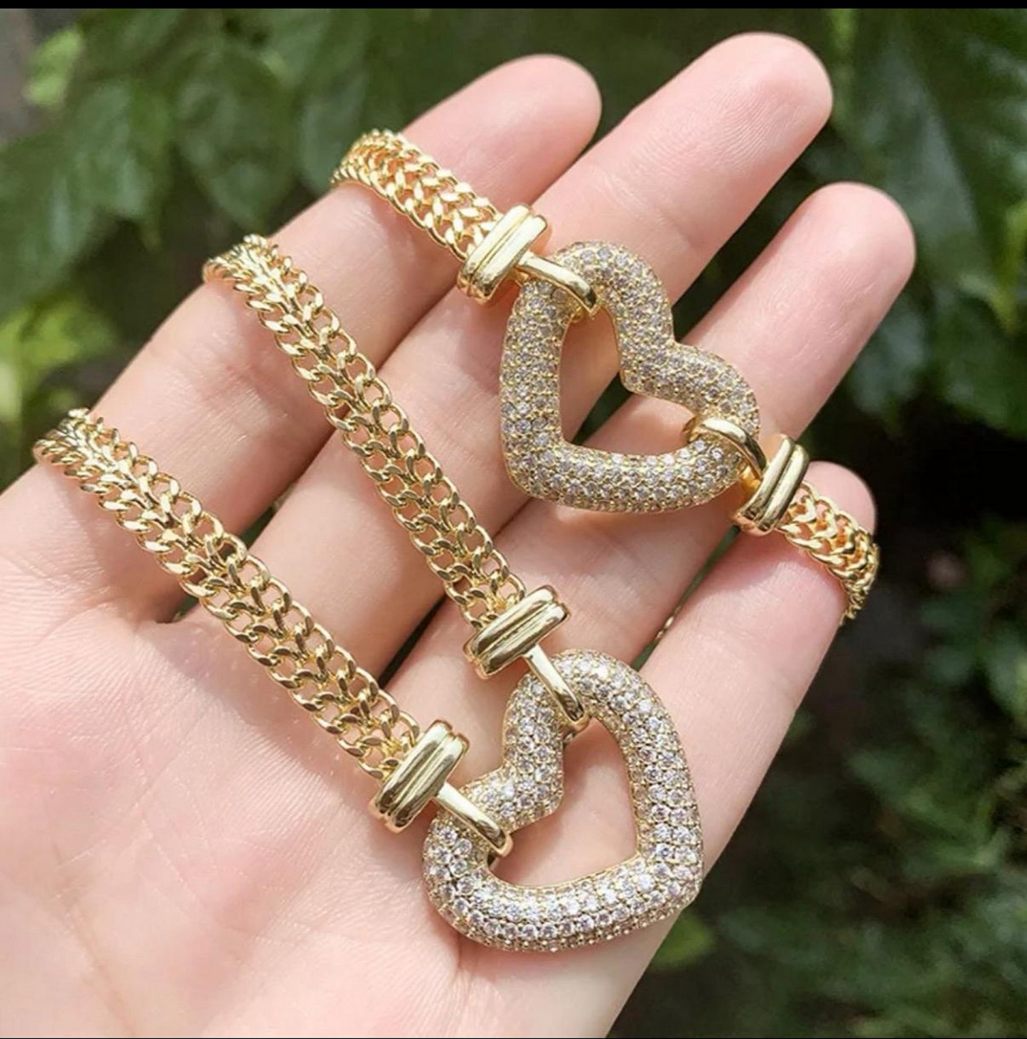 Set of necklace and bracelet hearts shaped 20 inches long.