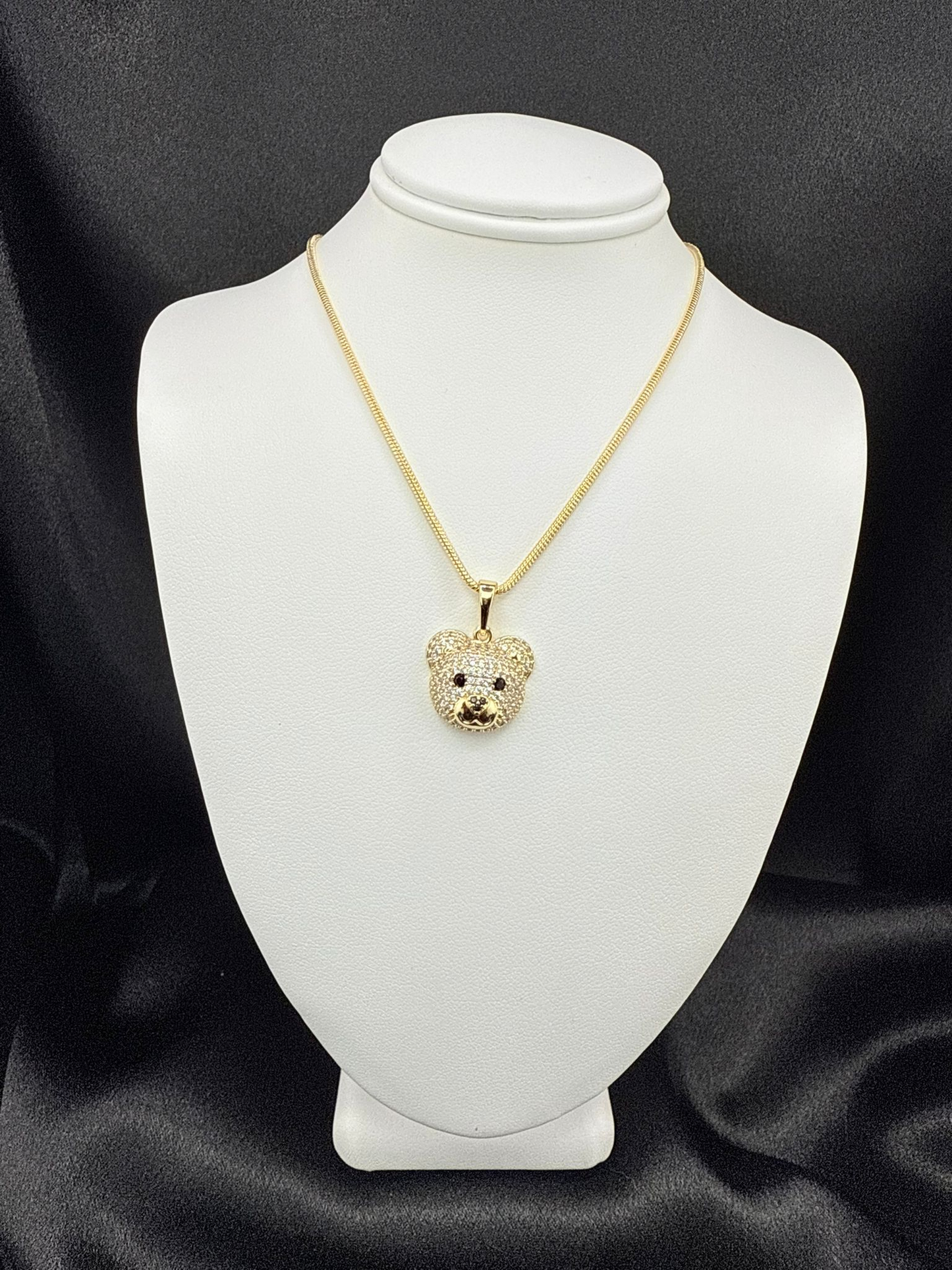 Bear pendant with round snake chain